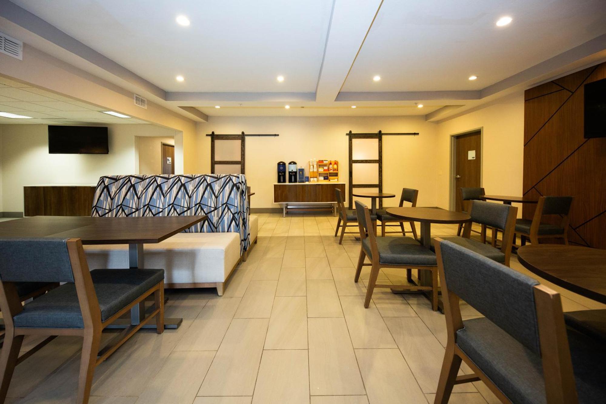 Holiday Inn Express - Canyon By Ihg Exteriör bild