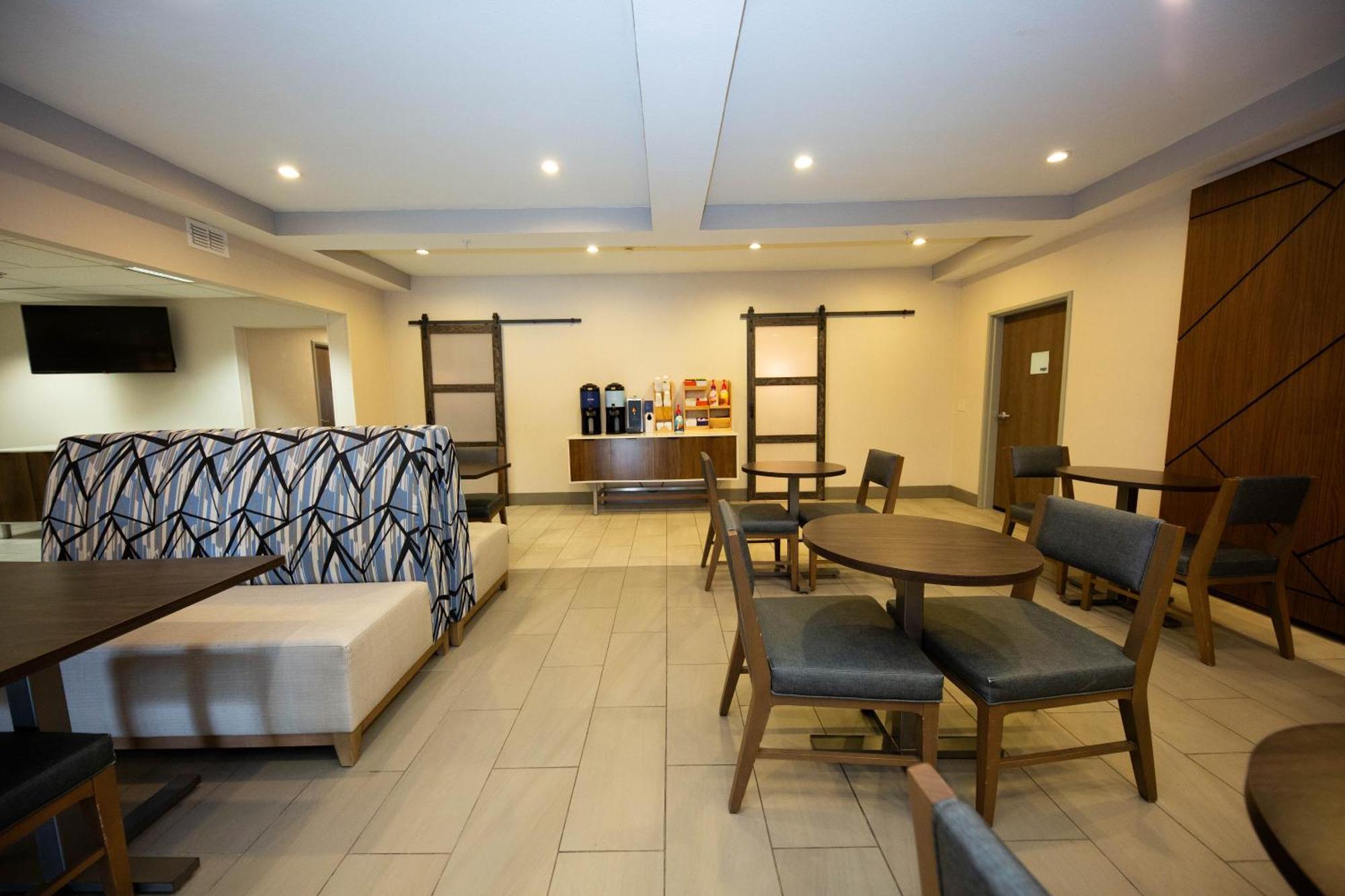 Holiday Inn Express - Canyon By Ihg Exteriör bild